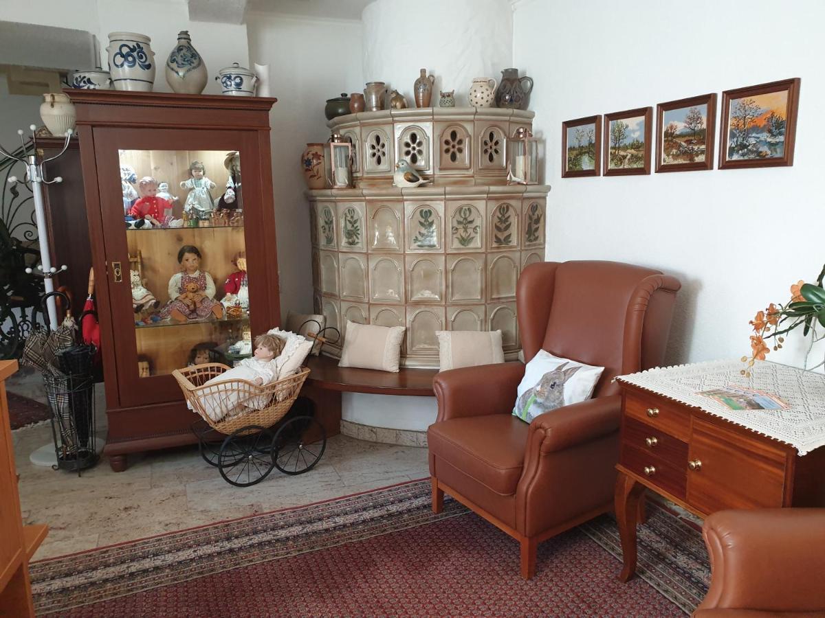 Haus Jutta Hotel Goessweinstein Buitenkant foto